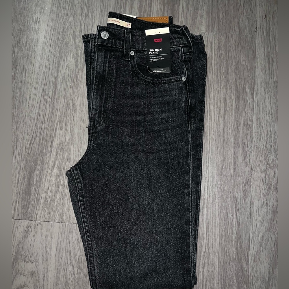 Levi’s 70s High Flare Jeans NWT